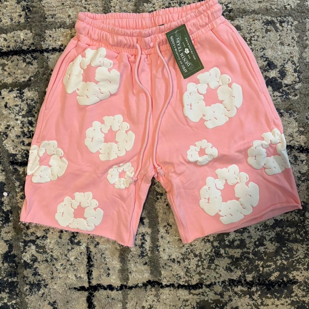 Pink Cloud Pattern Men's Shorts